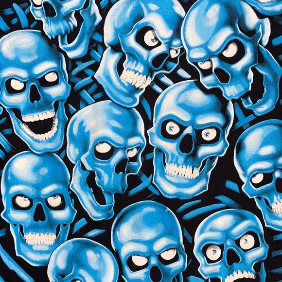 Liquid Blue | Dark Skull Pile T-shirt - Picture 7 of 8